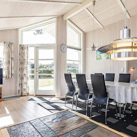 6 Person In Rudkobing Spodsbjerg